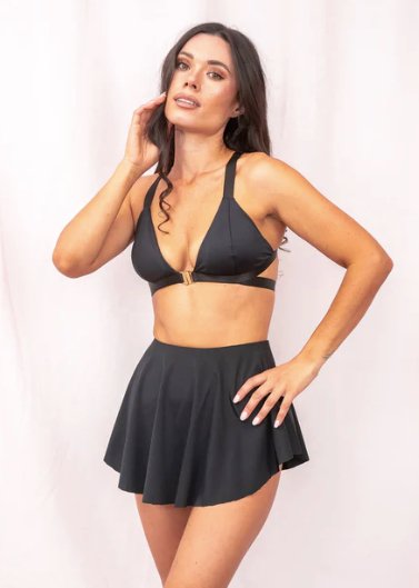 Free Flow High Waist Short - Model Express VancouverClothing