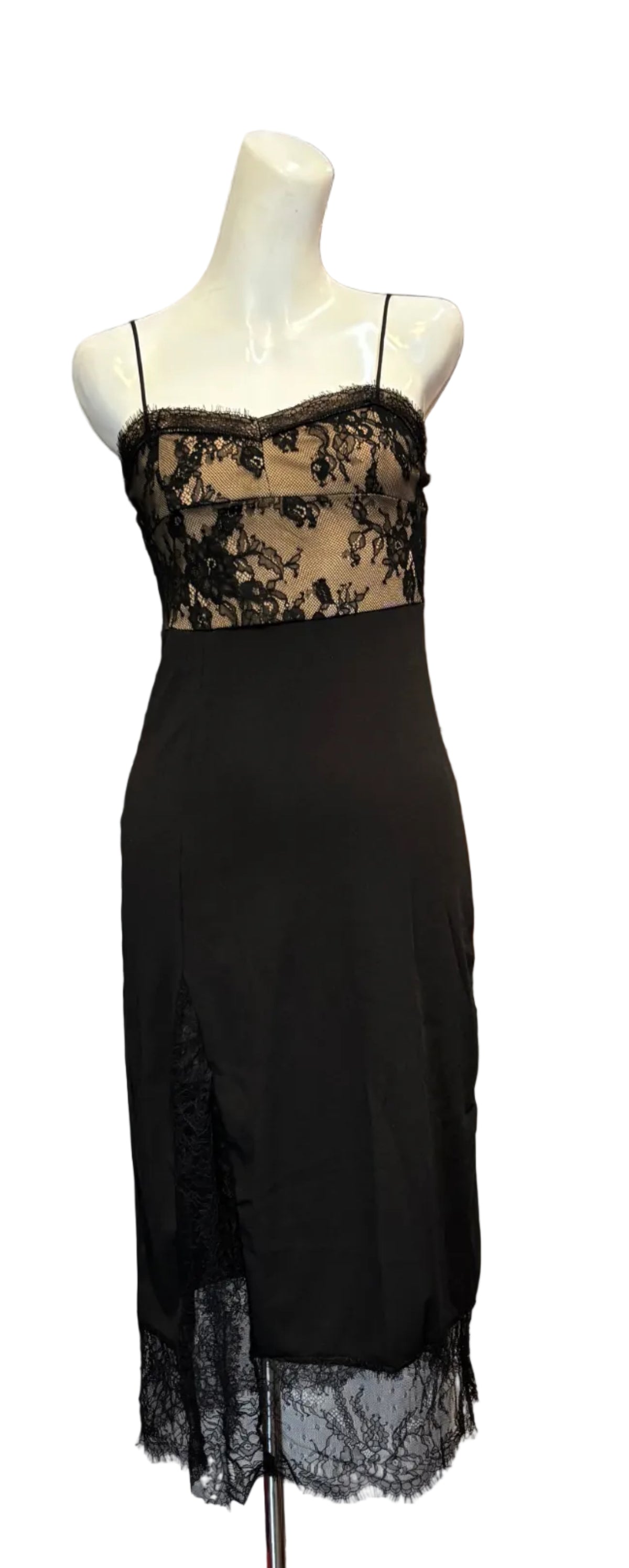 Lace Cup and Hem Spaghetti Strap Dress