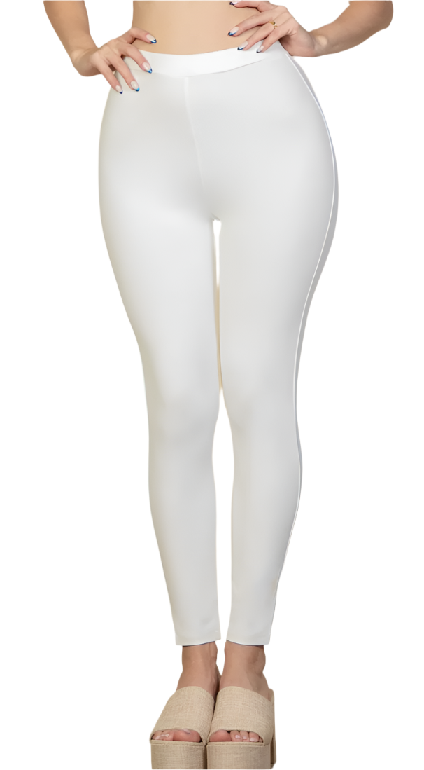 Basic Leggings White - Model Express Vancouver