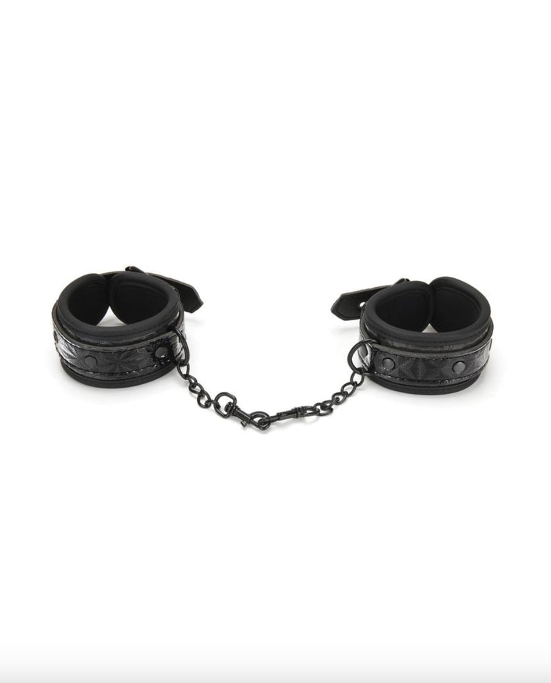 Universal Hand Cuffs - Model Express VancouverAccessories